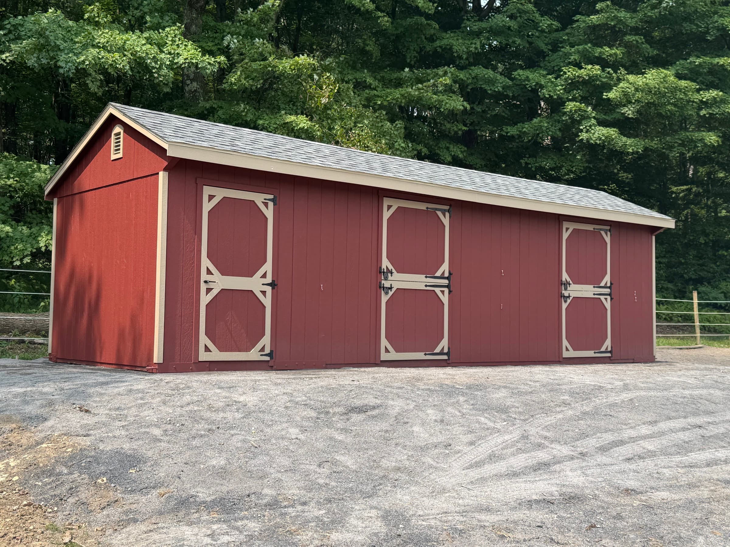 A Red Row Barn for the Horses of Mt. Storm — photo 2