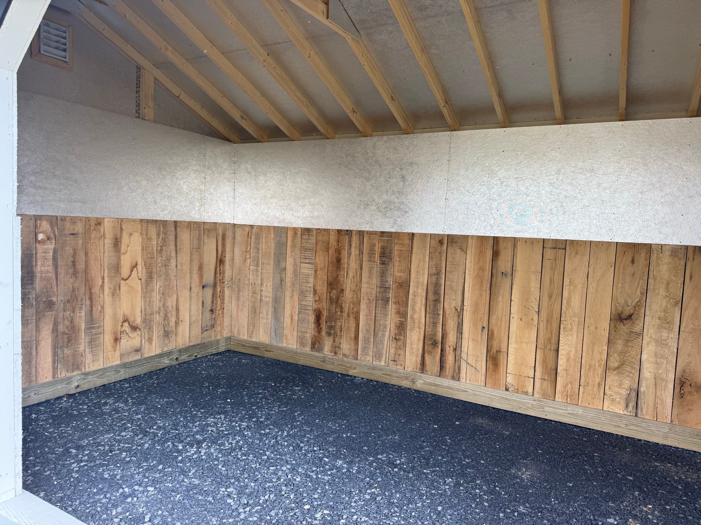 A 10x20 Run-In Shed Finds Its Home on Nicole's Horse Farm in Edinburg — photo 3