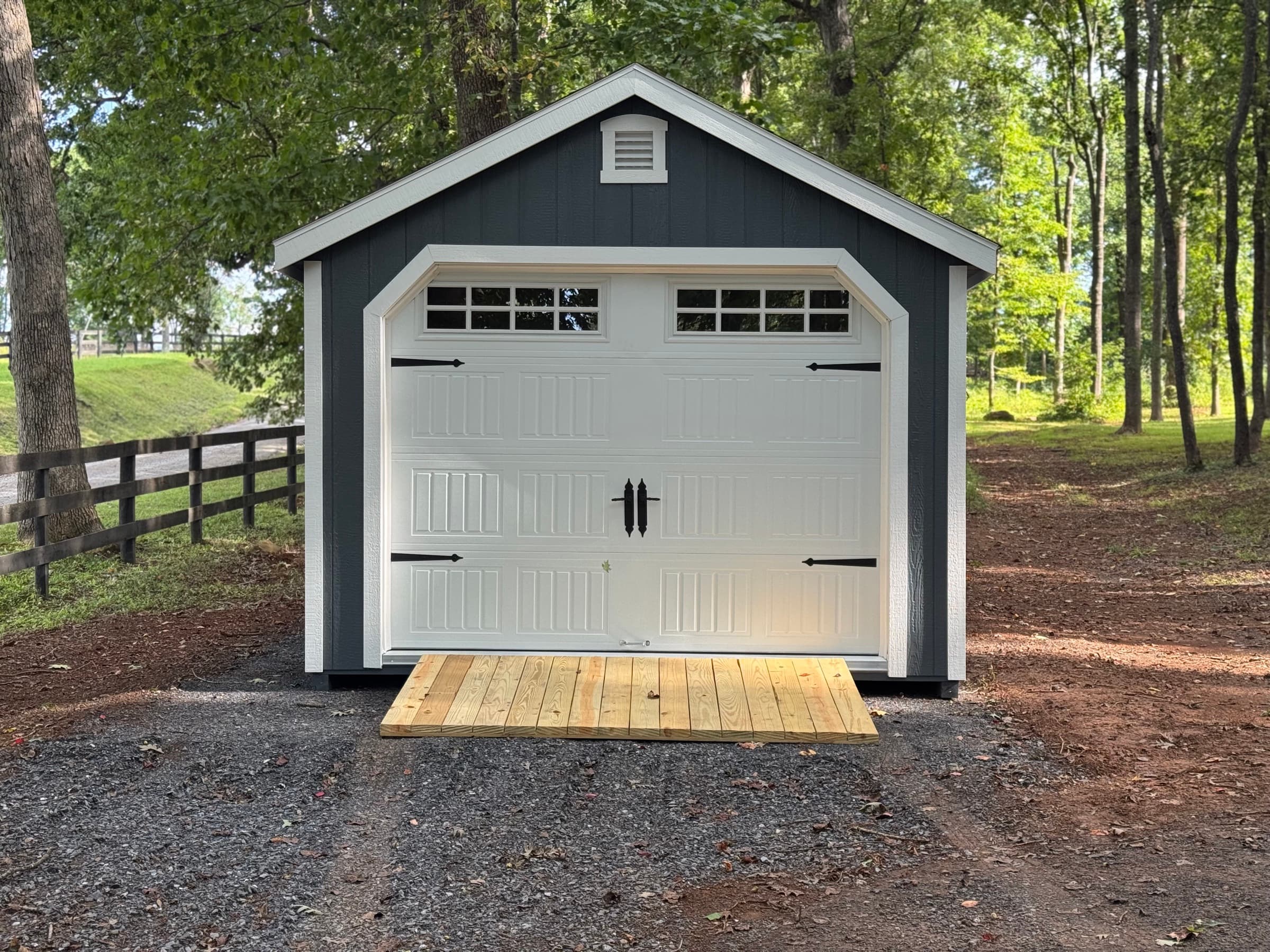 A Showstopper Garage for a Gorgeous Property in The Plains — photo 2