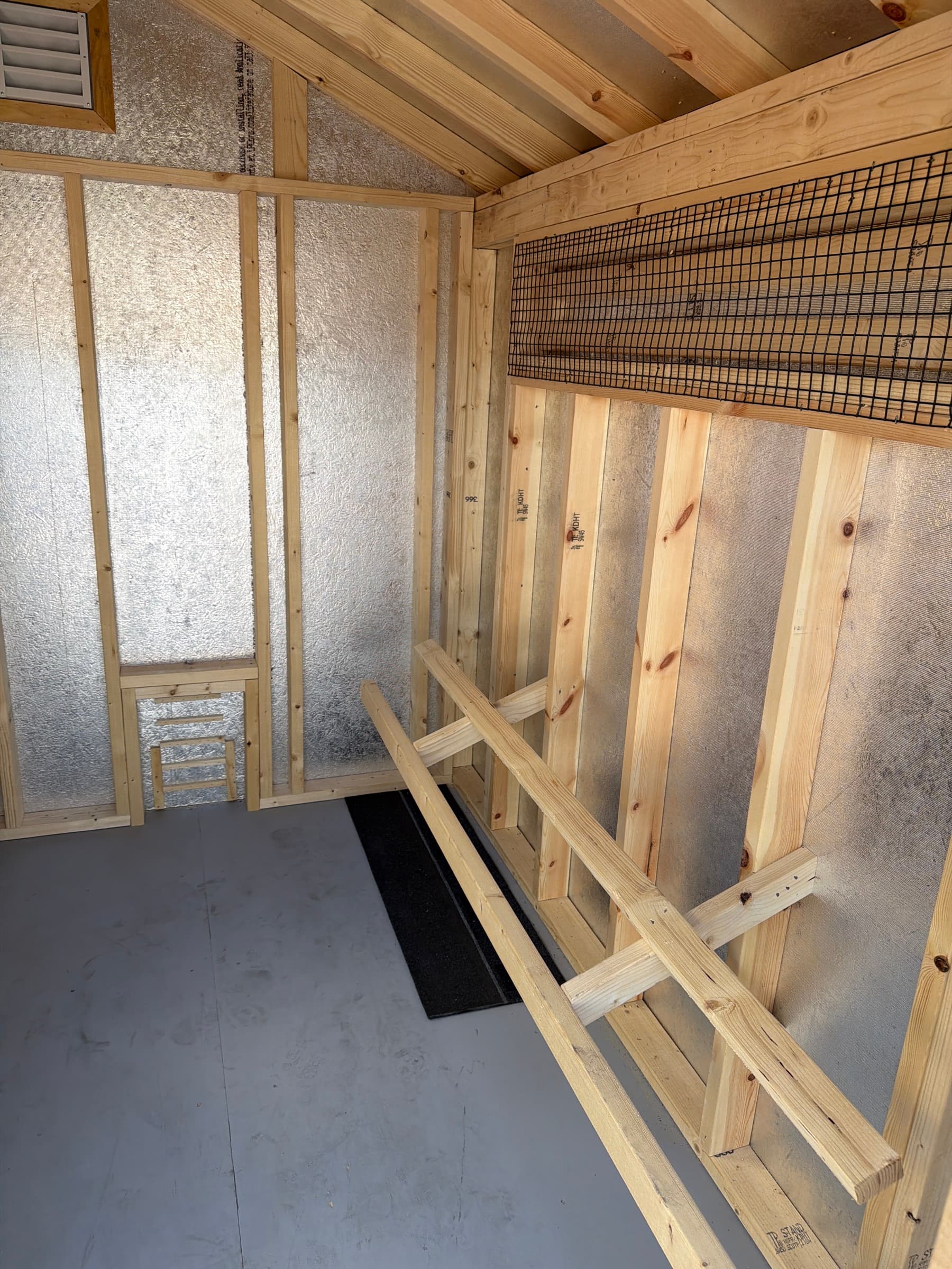 6x20 Chicken Coop — photo 7