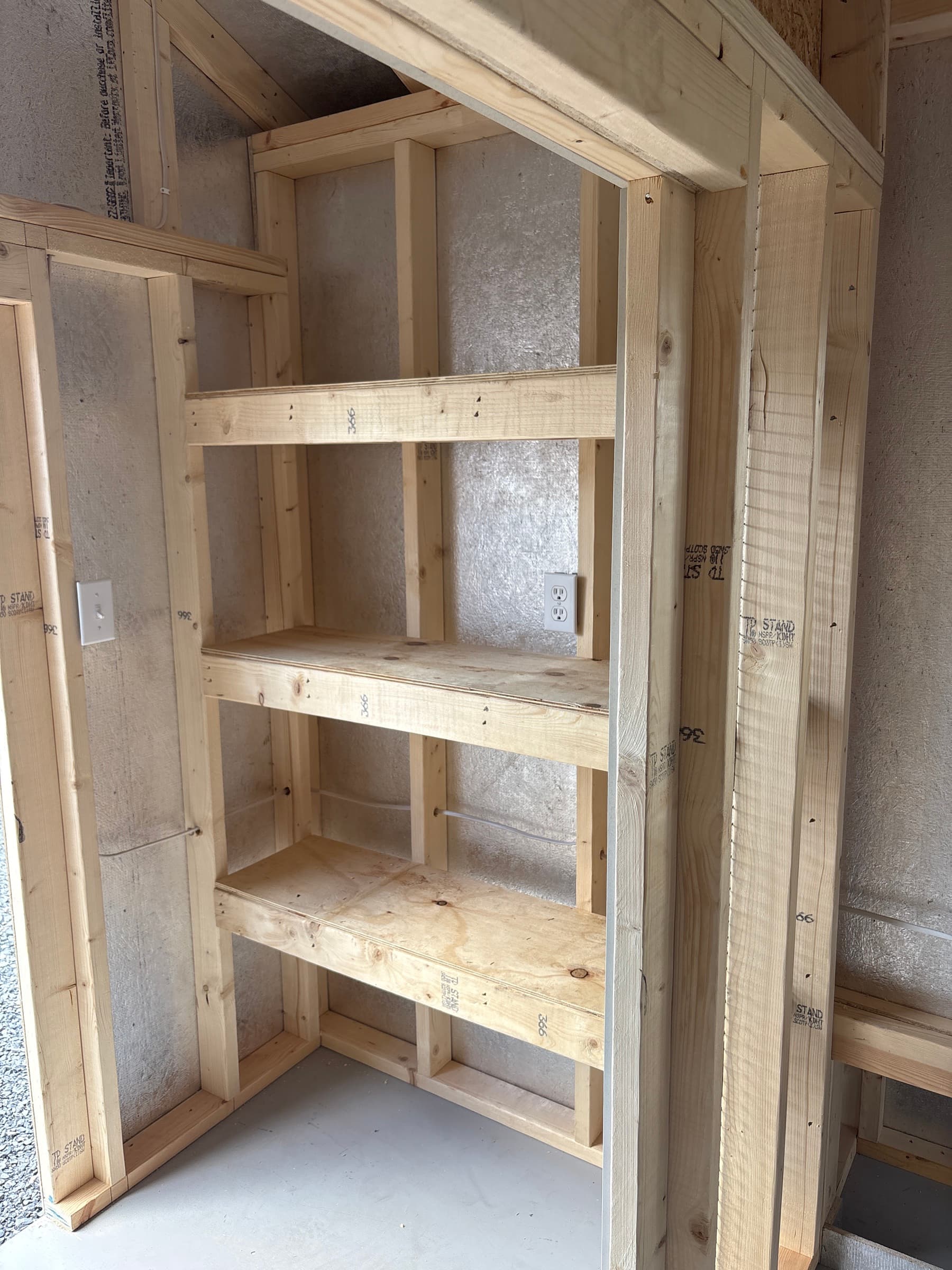 8x14 Chicken Coop — photo 6