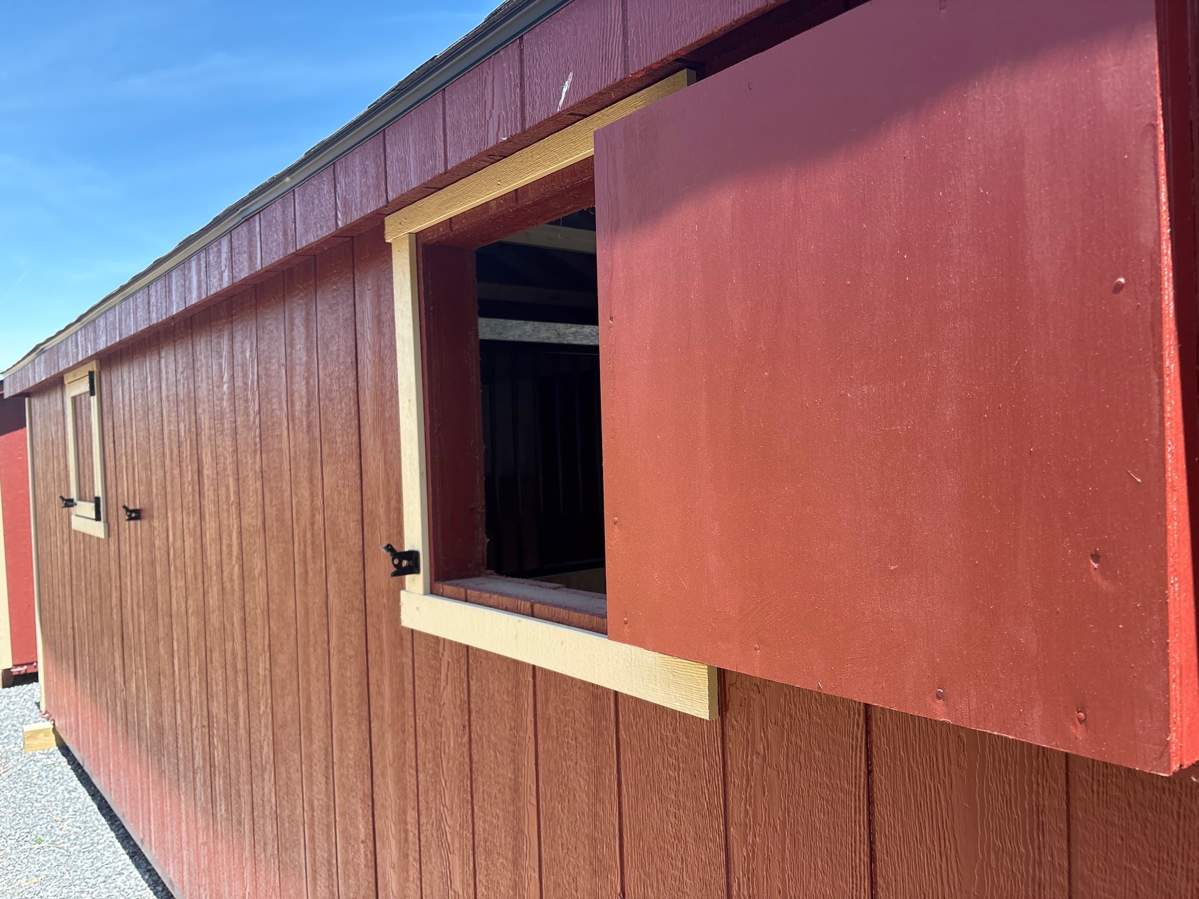 10x24 Row Barn — photo 3