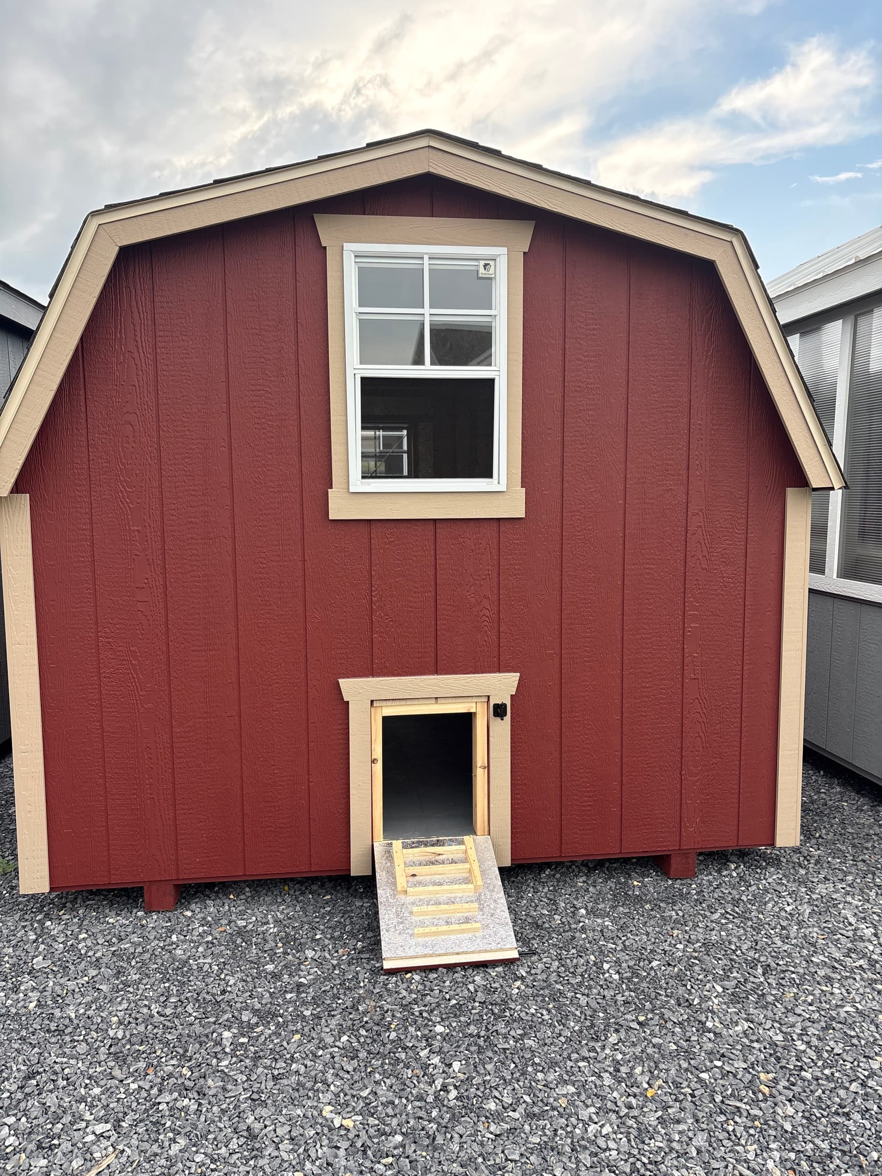 8x10 Barn Style Shed — photo 4