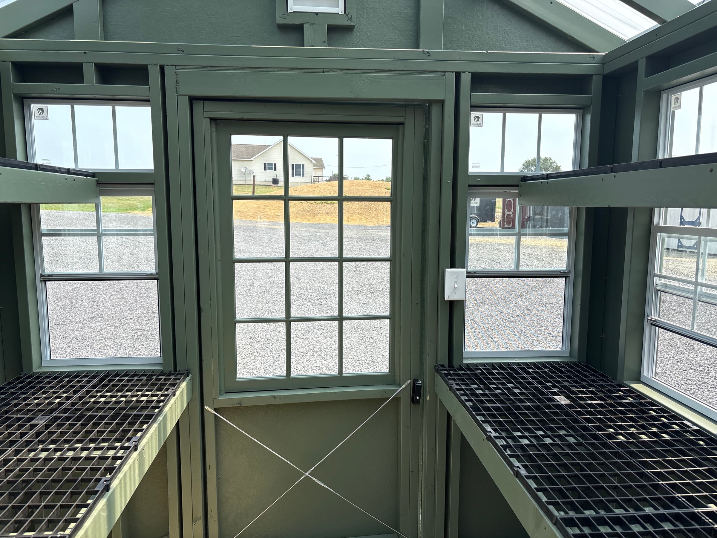 8x12 Green House — photo 5